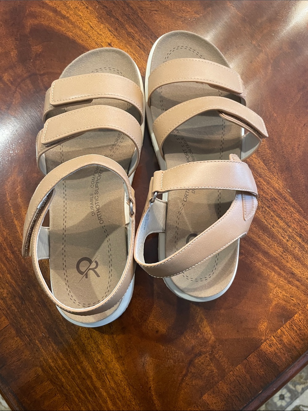 Women’s adjustable strap, beige sandals